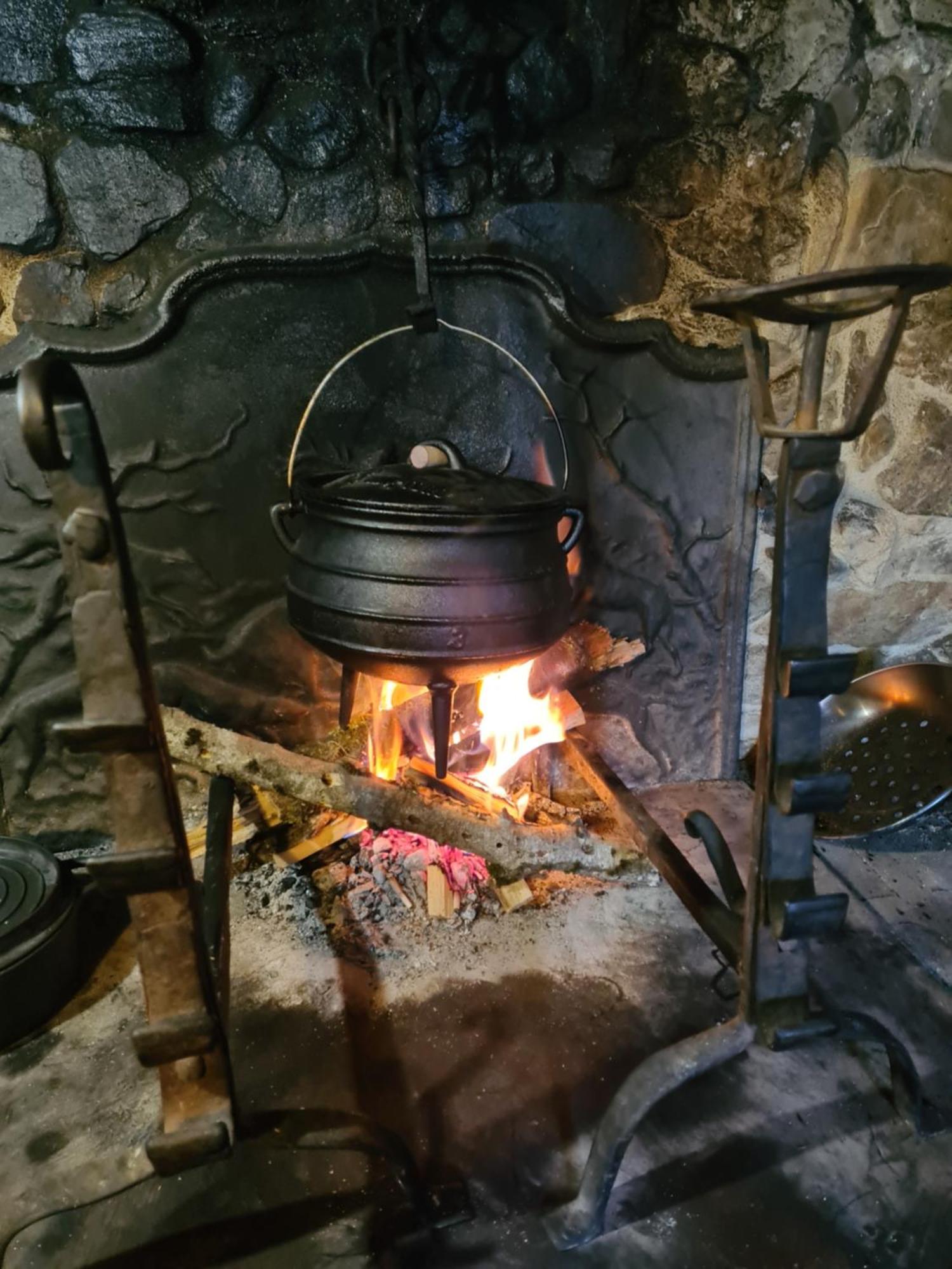 Gite De L'Ours Saint-Mamet 외부 사진